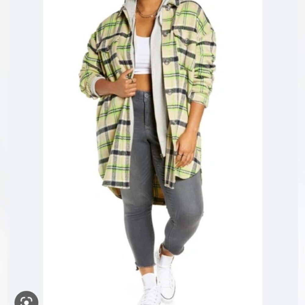 BP Brushed Plaid‎ Oversize Shirt Jacket in Tan Ravenwood Plaid Medium